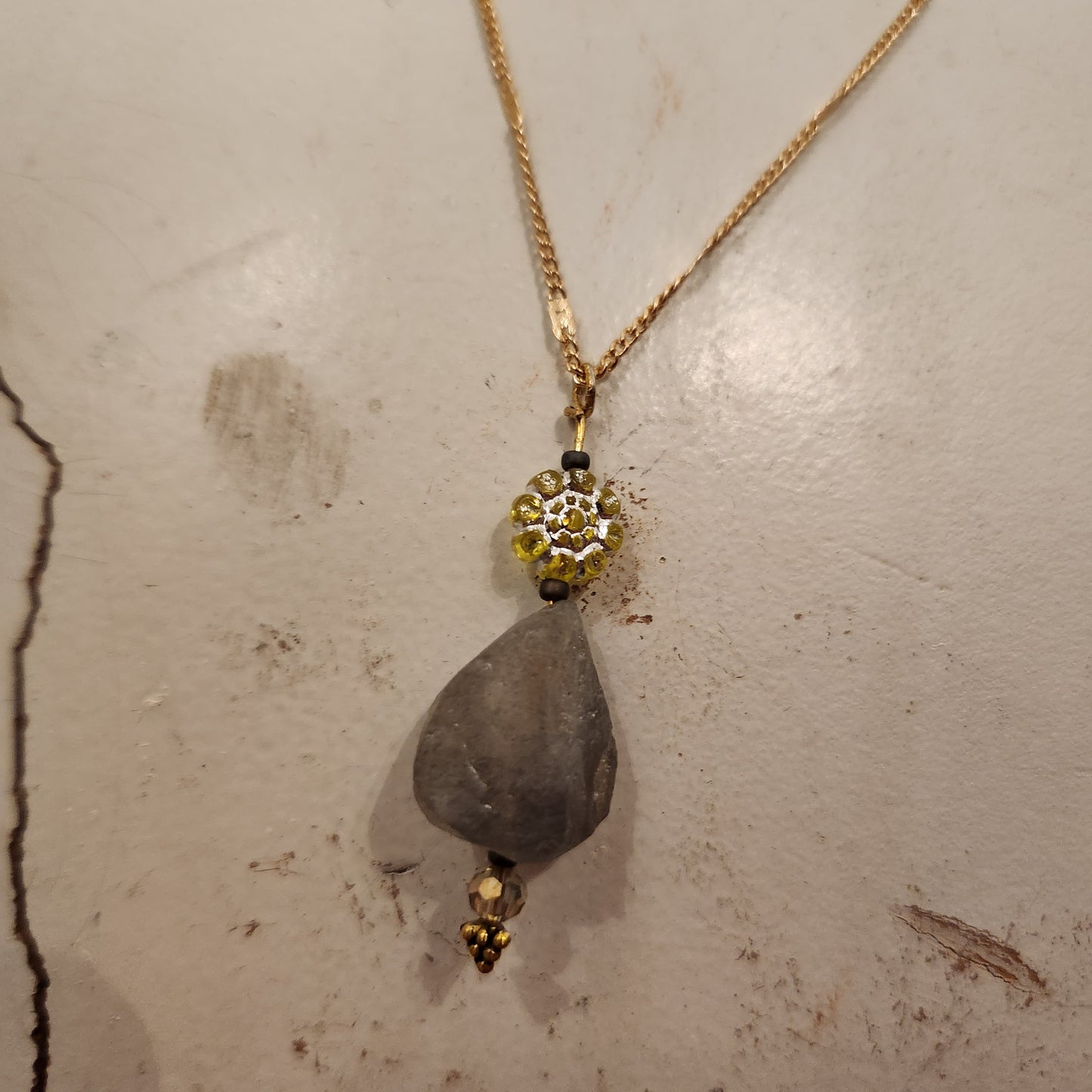 Hand Crafted Dainty Labradorite Pendant Necklace